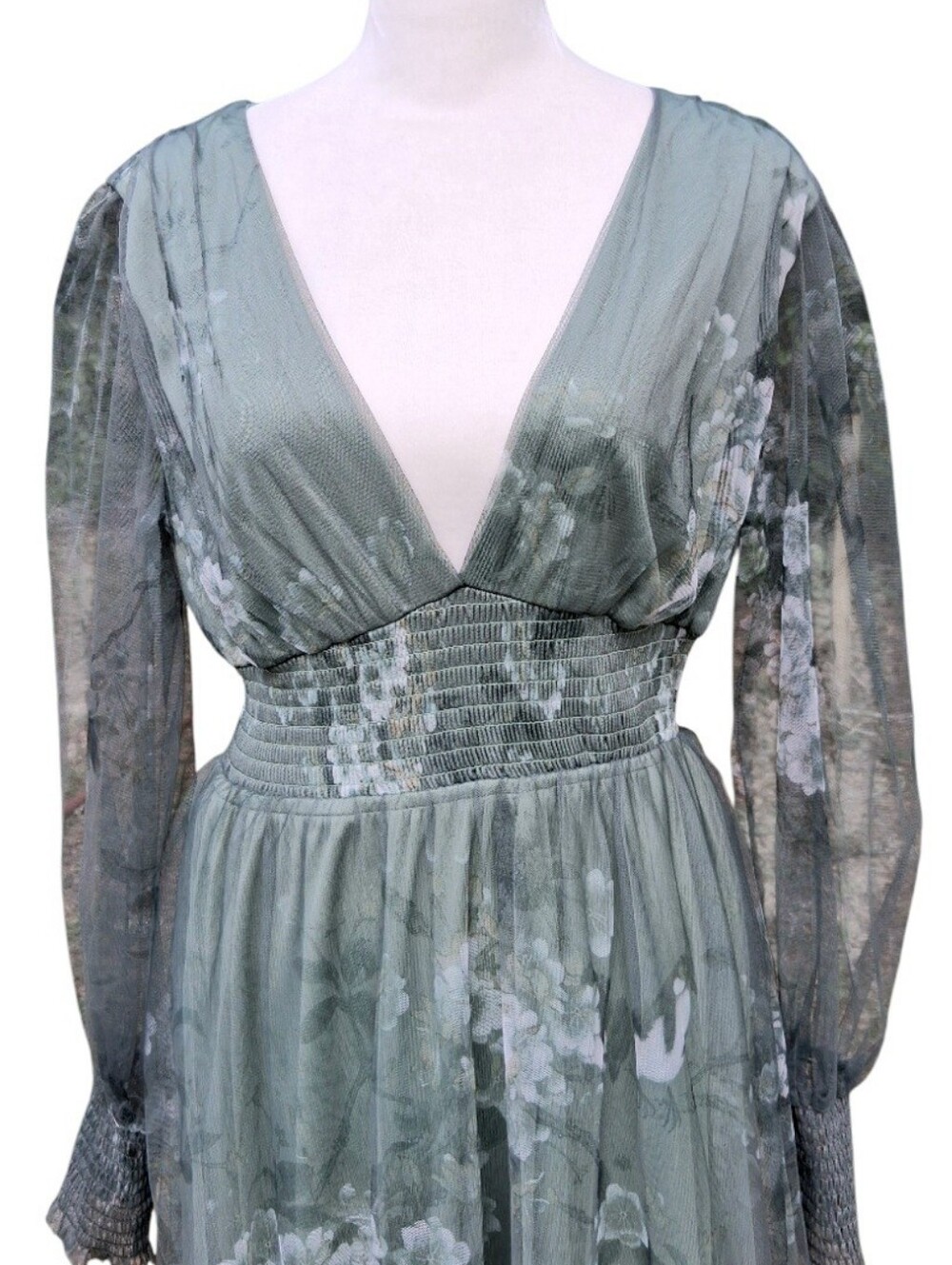 Baltic Born Layla Tulle Maxi Dress Dusty Green Floral Size Large NWT - Picture 7 of 16